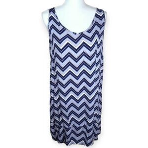 AMERICAN CROWN RED, WHITE, & BLUE CHEVERON PRINT DRESS SZ.OS EUC.